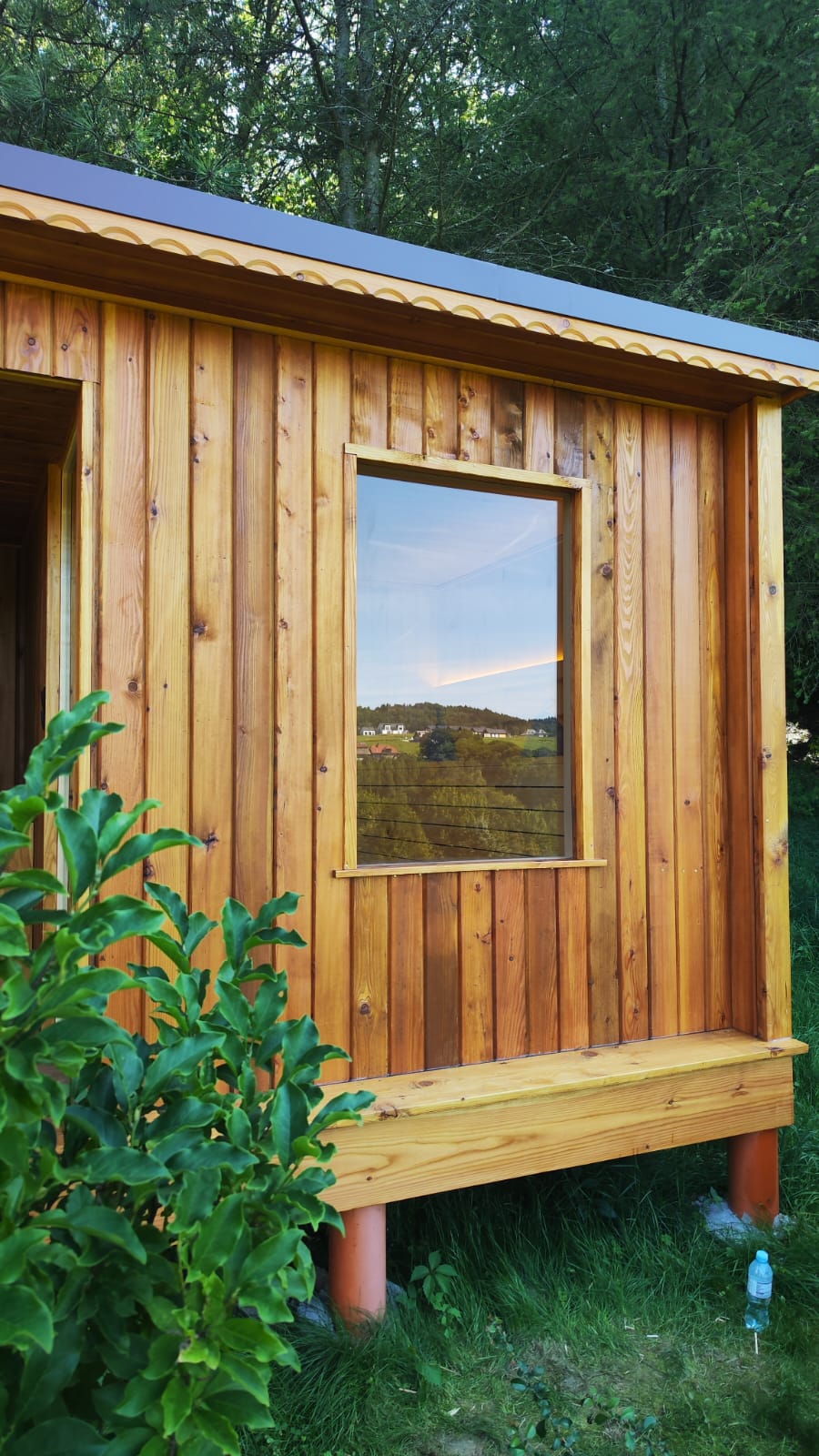 b7ab6654-112c-4839-b165-c33b58f14713